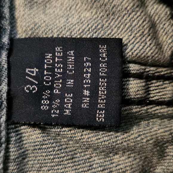 Jeans shorts - Picture 3 of 3